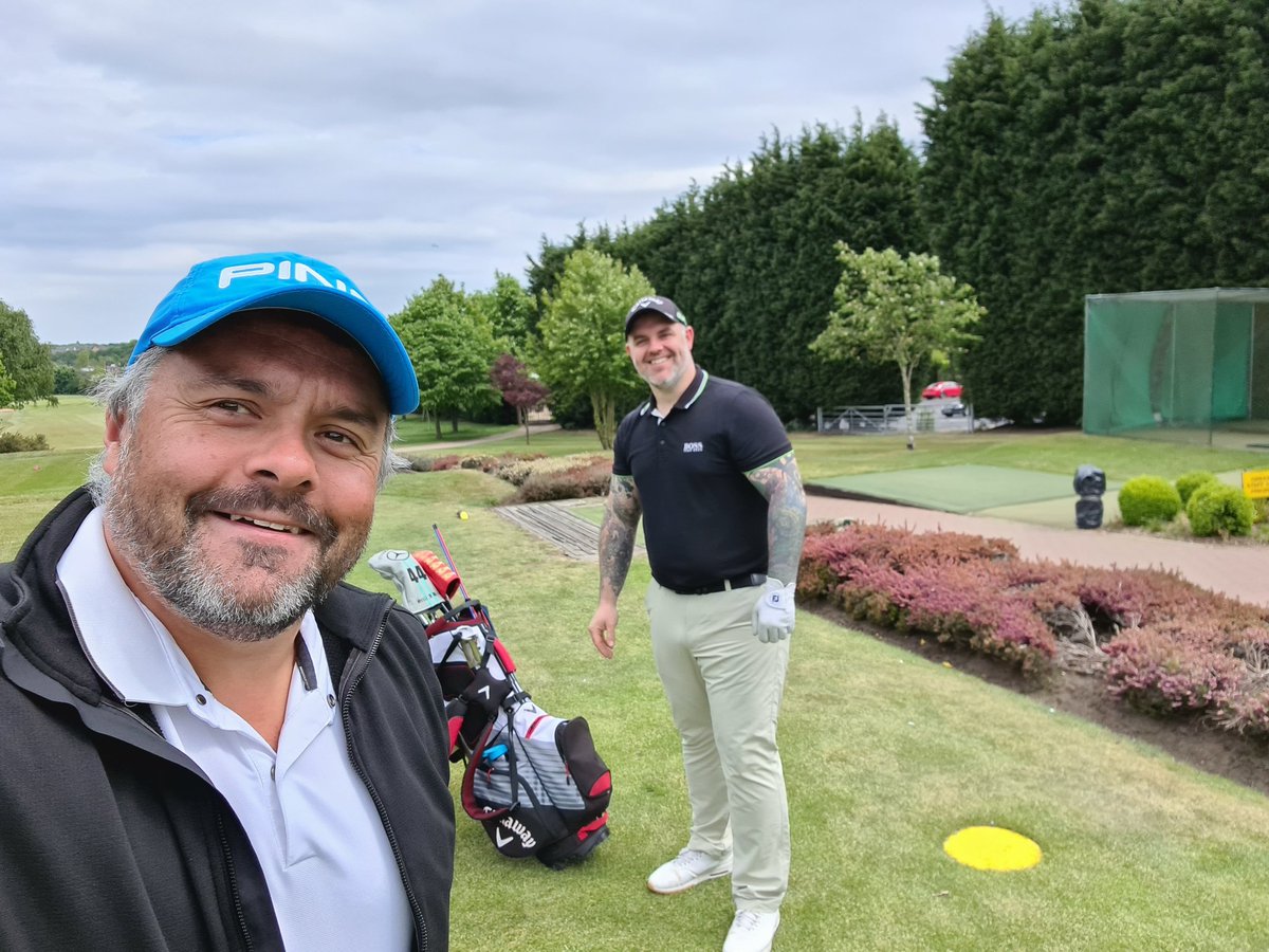 Ben_Boot72's tweet photo. Back on the course today!
#socialdistancinggolf https://t.co/NuZSsH9sgX