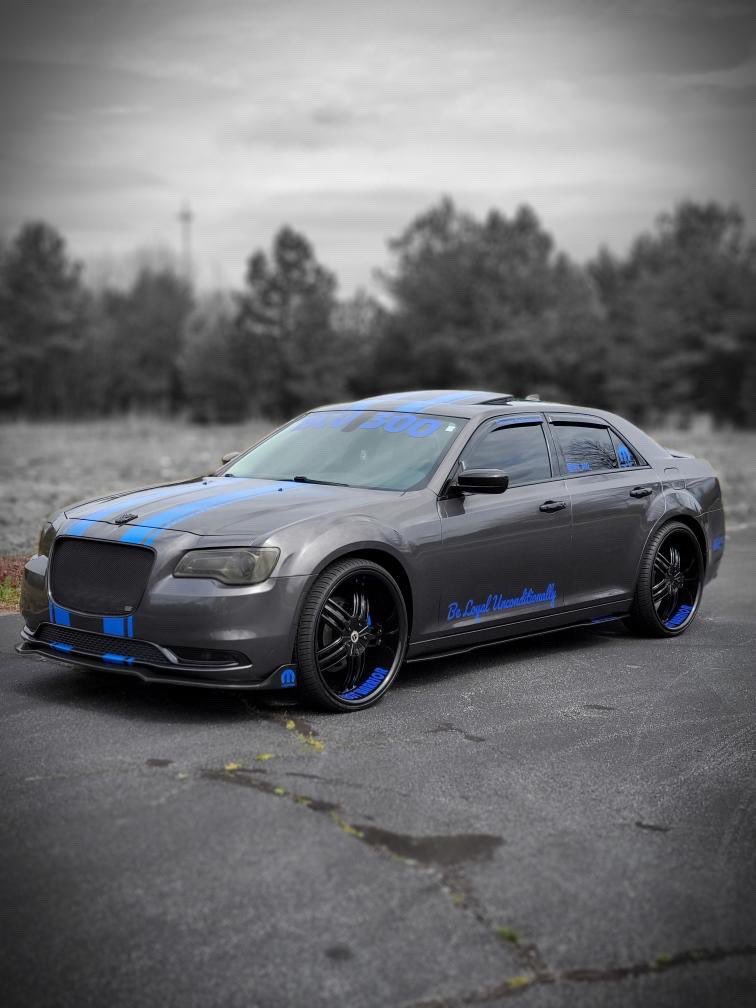 Windrestrictor's tweet photo. Follow us for more #chrysler300 #windrestrictor #mopar #300s https://t.co/Q8ILebG4ZK