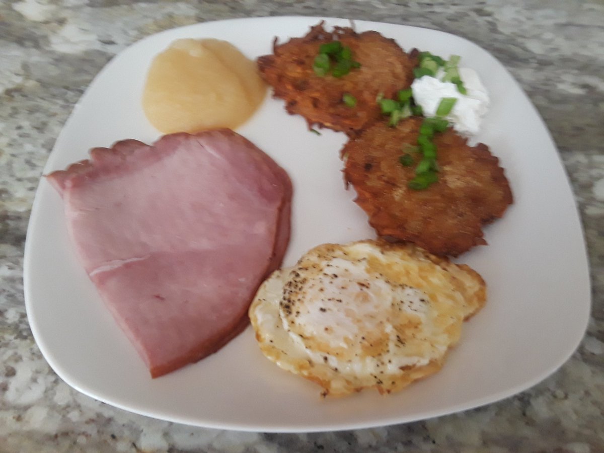 RenaScott's tweet photo. I made Potatoe Pancakes, Ham, eggs Apple Sauce and Sour cream on the side for breakfast bone appetit https://t.co/wYfhF14wrO