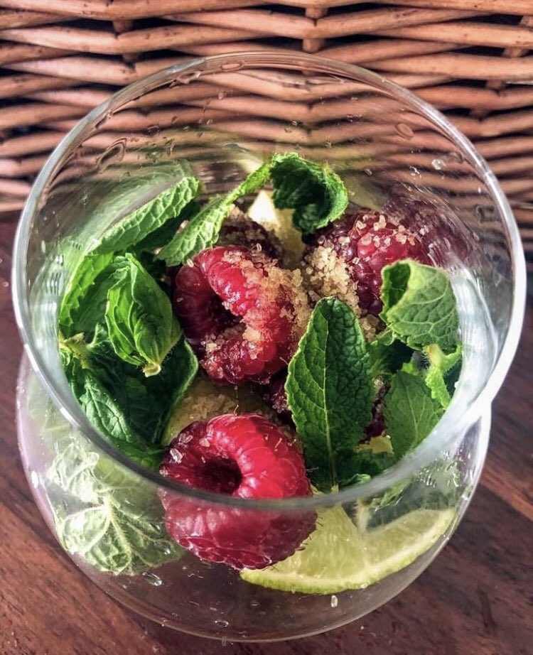 ruminterest's tweet photo. A Raspberry Mojito with a twist... recipe @ruminterest #rum #ron #rhum #mojito #cocktails https://t.co/VPSFXOaic6