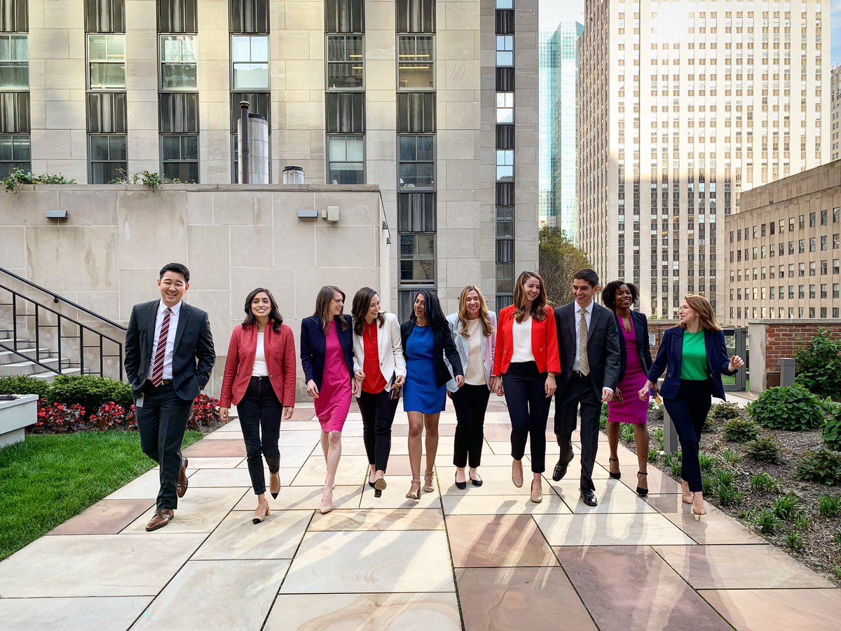 Maura Barrett On Twitter A Year Ago We Perfected Gatherings Of 10 People Or Less Social Distancing Not So Much Happy One Year To The Nbcnews Embed Crew I Miss You Https T Co Ctnogdm3rh