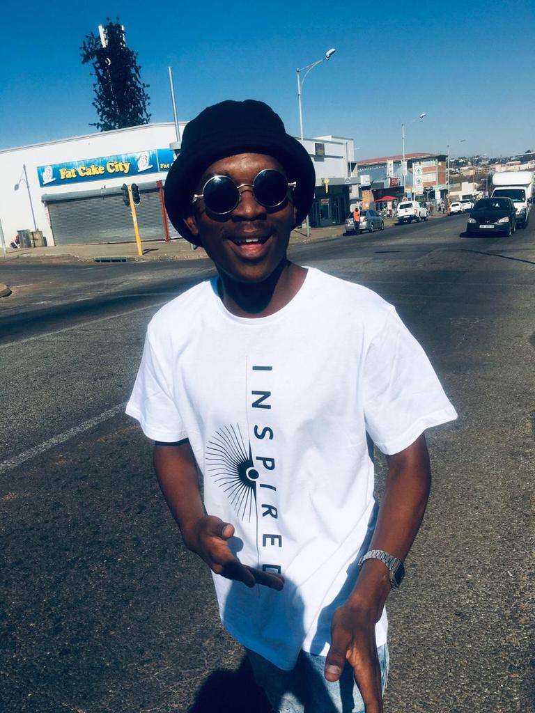 inspired_stn's tweet photo. 🔥✊🏾🇿🇦 https://t.co/zEFnUESCPv