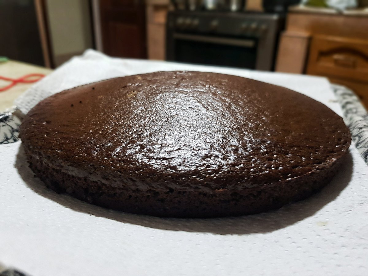 miz_akwele's tweet photo. @EvangelistDag I made a simple cake cos my love is very simple (also cos it's my first cake π€£)
That day you called to pray for me, I saw love in your eyes, literally, and my life gas never been the same.
#bishopdagmyhero
#ProphetDagDontStop
#EveryBaking π© @FirstLoveCenter https://t.co/pYoxQLCmy9