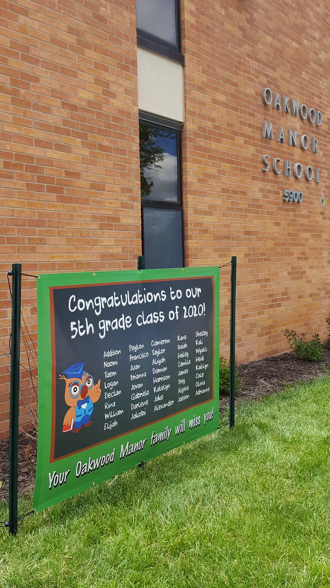 KC_LisaBurke's tweet photo. Please retweet...the Oakwood Manor PTA is celebrating our 5th graders! Stop by for photos this week and post on social media using #OWM2020grad. Congratulations! https://t.co/DjRCFuRfQ9