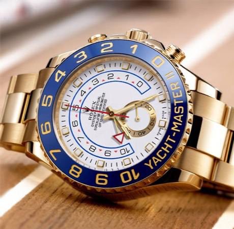 En 2007, la sortie du chronographe de régate Oyster Perpetual est la première montre au monde à disposer d’un compte à rebours programmable à mémoire mécanique.