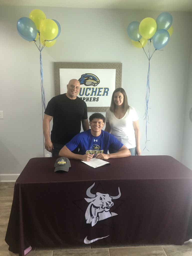 kbpwil's tweet photo. Wiregrass Ranch signing ceremony today with Franklin Pena. Frank will be playing basketball at Goucher College in Maryland. Congratulations. https://t.co/Wc3gKBKG4W
