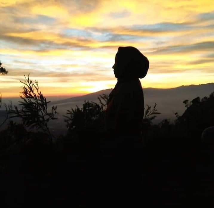 kusumawaty_erny's tweet photo. Lukisan alam ...
Suatu saat di Puncak Basundara 2000 MDPL Gunung Panderman, Batu Jawa Timur. 

Cakep ya waktu sunrise ...

#panderman #batumalang #traveling #blogger https://t.co/Otr49zckE2