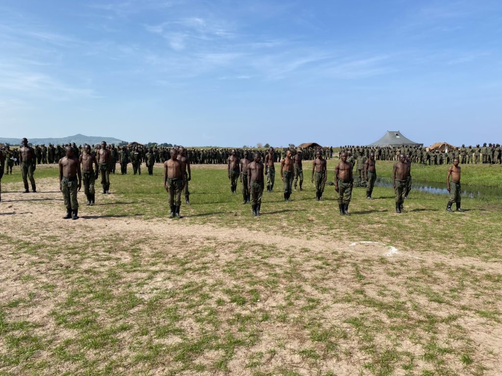 zoekabila's tweet photo. La date du 17 Mai nous rappelle qu’il n’y a qu’un seul soldat du peuple..Mzee LDK 🇨🇩
Journée passée avc nos jeunes #FARDC en formation..
23 ans après les acquis de la libération..l’Homme Congolais reste le seul responsable de son destin.. #RDC #Tanganyika #Klm https://t.co/q5hWGu5NMs