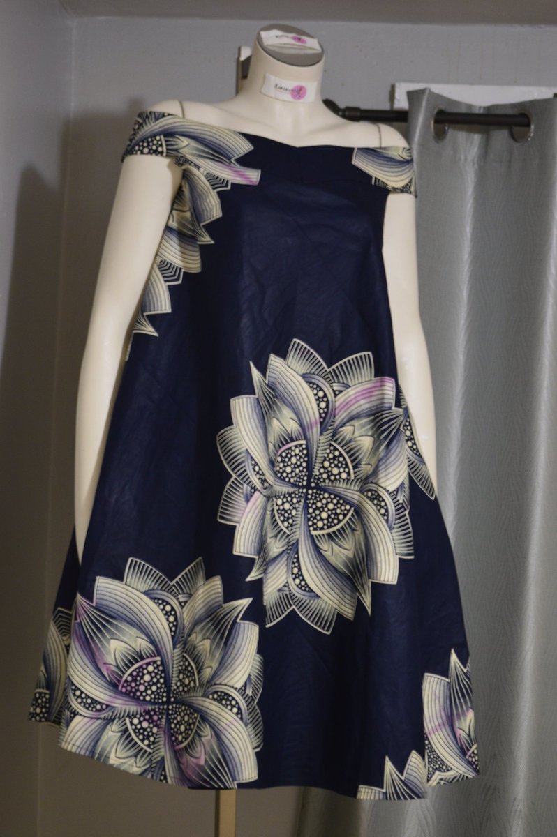 Esperatab's tweet photo. Imagine yourself in this Kitenge Summer dress! Our team is still doing it remotely. so don't be late! We have your size! Check out!!! #EsperanzaFashionandDesign the eye of fashion. #TogetherAtHome #ontariotogether #iAmWaterlooRegion #fashionista #fashioncanada #canada https://t.co/9dWY4mmKbp
