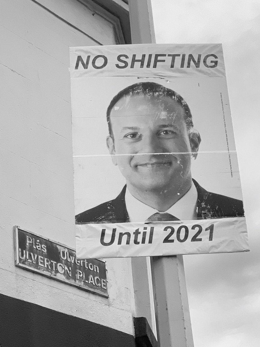 MollthePoll's tweet photo. Breaking News: Spotted down the main street! #lockdown2020 #dalkey  @dalkeybookfest @florNEWS @daraobriain @dalkey #noshifting https://t.co/hkfpwo1ucX