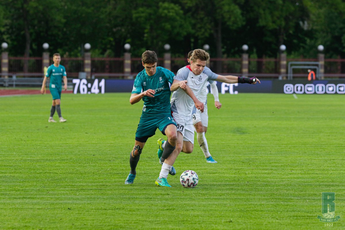 rukhbrest's tweet photo. 📸 Photo report from the match Rukh vs Smolevichi.
📸 Фоторепортаж с матча против «Смолевичей».
👉🏻 https://t.co/mtFQ8SP5pj
#rfc #RFCSFC https://t.co/Bo8BZBwWhj