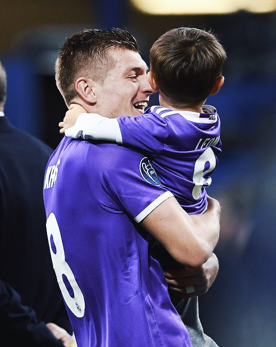 archivekroos's tweet photo. 💙 https://t.co/zZQb7MHfC6