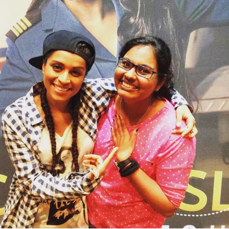 TSxKAficionado's tweet photo. @LillySinghFans @Lilly This was 5 years ago in Dubai😭 waiting to hug her again Bc I miss her hugs 😭😭 #AT2UI https://t.co/kgBoMABKJk