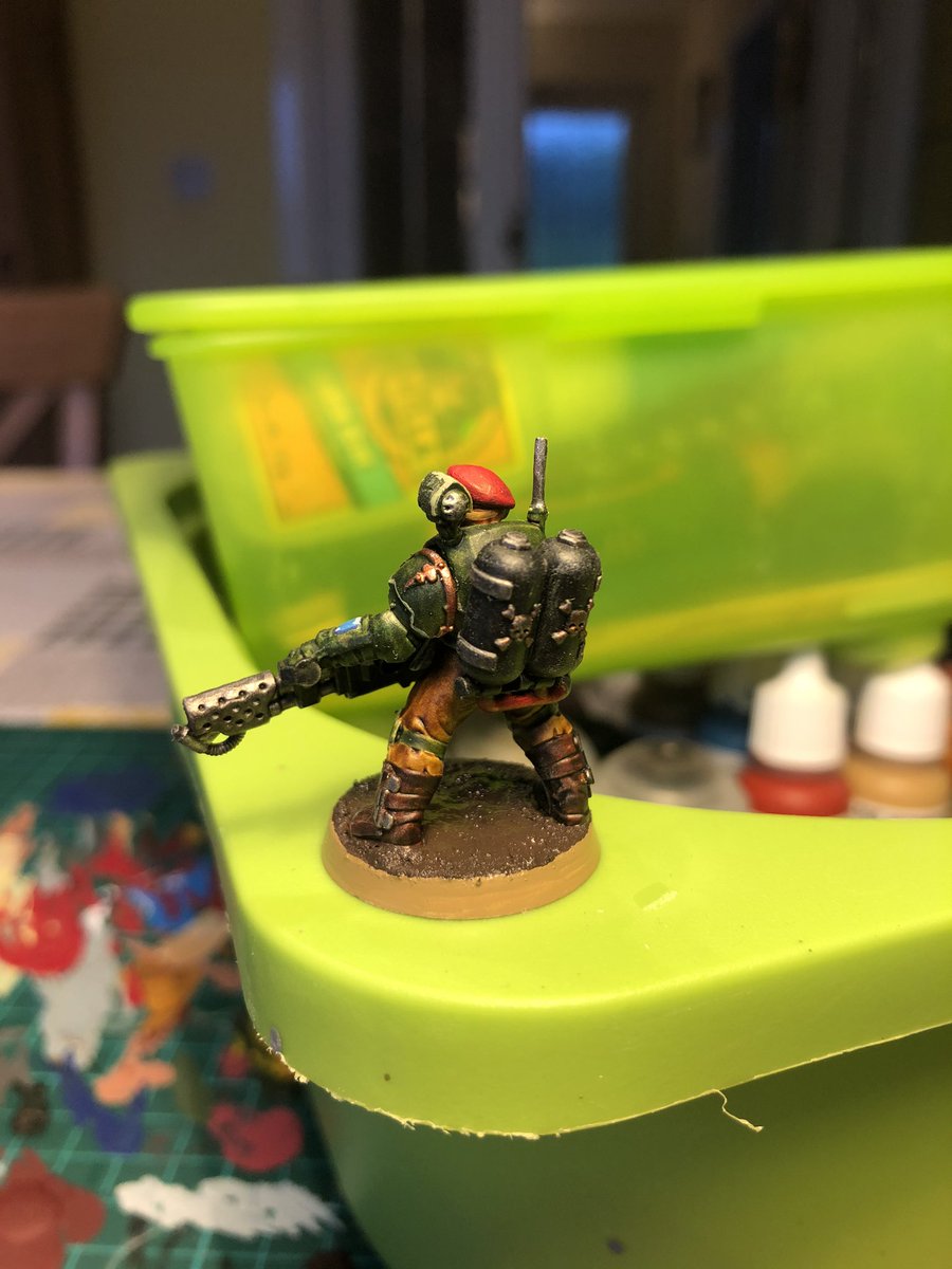 WH_40K's tweet photo. Test model for my scions pretty much done with mostly contrast paints. Not 100% convinced, but pretty happy with result.
.
.
.
#astramilitarum #imperialguard #cadian #warhammer40k #wh40k #warhammerworld #warhammer40000 #tempestus #scions #contrastpaints https://t.co/GkQkIIwSGE
