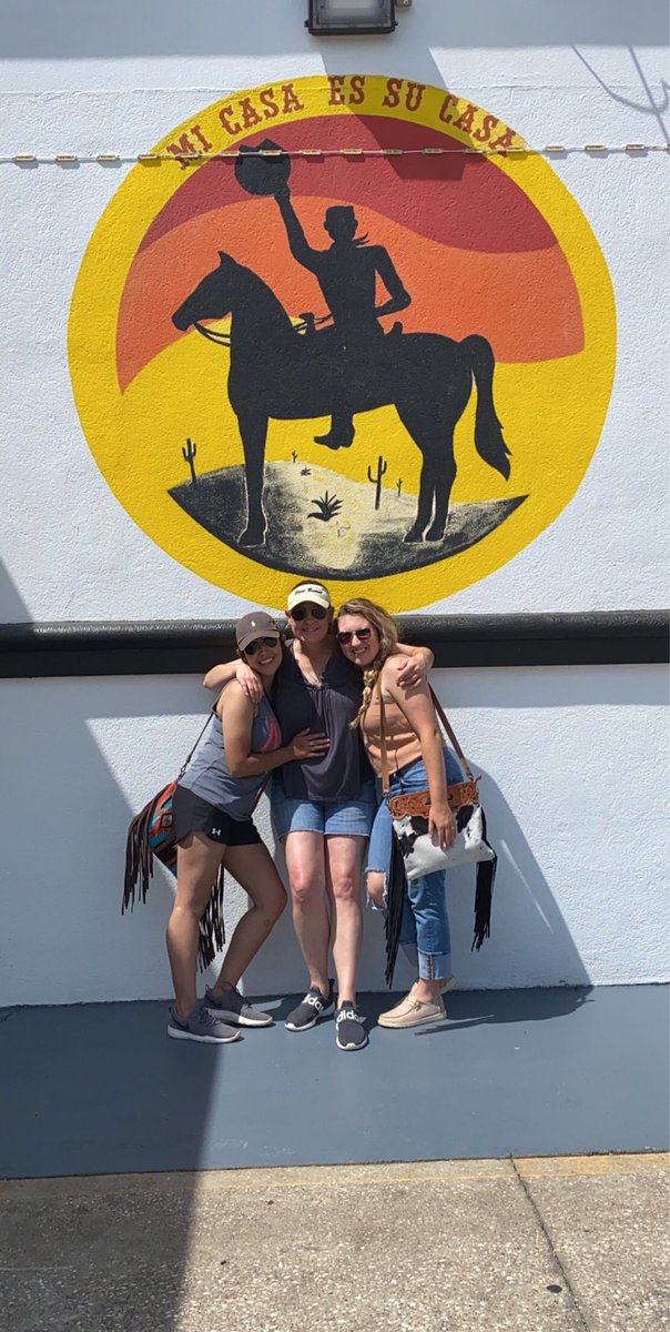 KaleyWilder's tweet photo. Liberty Feaux Trade Days and Casa Don Boni treated us well #girlsoutofquarinte https://t.co/atT1Wusog2