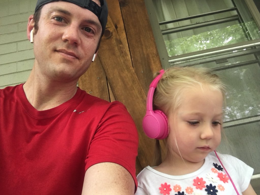 CooperConnects's tweet photo. Finished our run just before the rain started. #girldad #sundayvibes https://t.co/F0VN9Tz9Hd