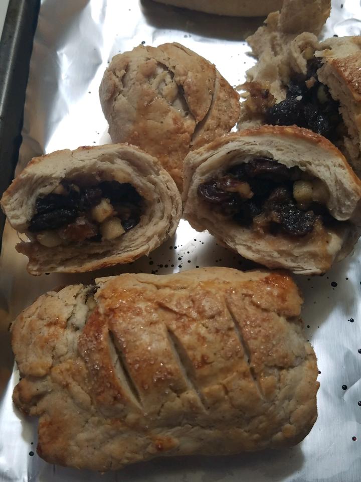 ChokingRegret's tweet photo. @sortedfood you should check out the Game of Thrones cookbook. My husband and I have been cooking our way through during quarantine. Quite interesting! https://t.co/RUYfSOAzOo