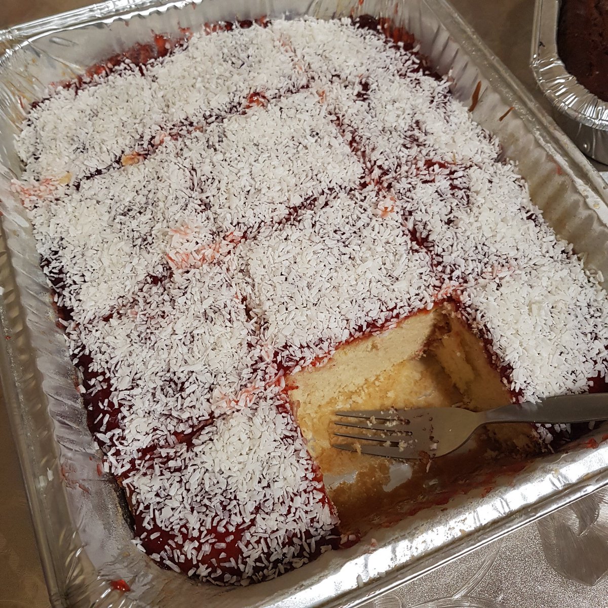 ATphotographs's tweet photo. Nothing like Jam and coconut School cake with custard! Back To School π. #Postiftar https://t.co/H49gca2Hj2