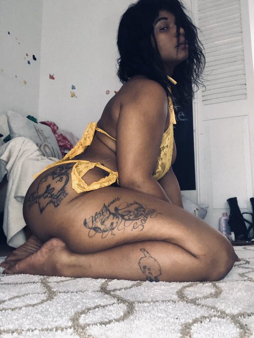 Vote for @BeckiiMama in the MV Contest The After Hours Contest @manyvids https://t.co/bGjNzdlAOV https://t<a class="tags" href="/tag/beckiimama">@beckiimama</a>