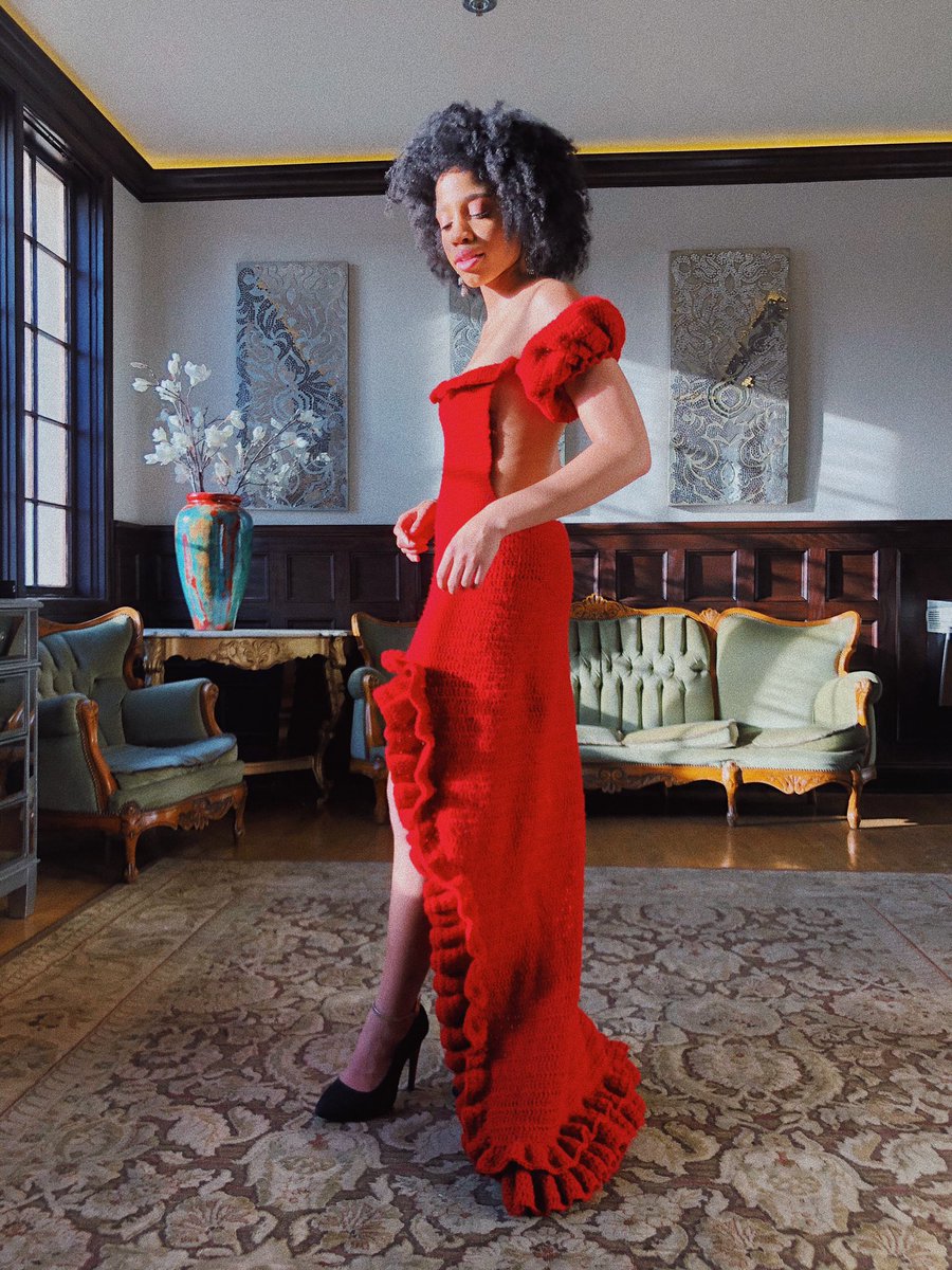 themaddymini's tweet image. So prom was cancelled, due to coronavirus, but I was not going to let that stop me from CREATING the prom dress of my dreams. 

8 balls of yarn, 1 crotchet needle, and a couple days later...