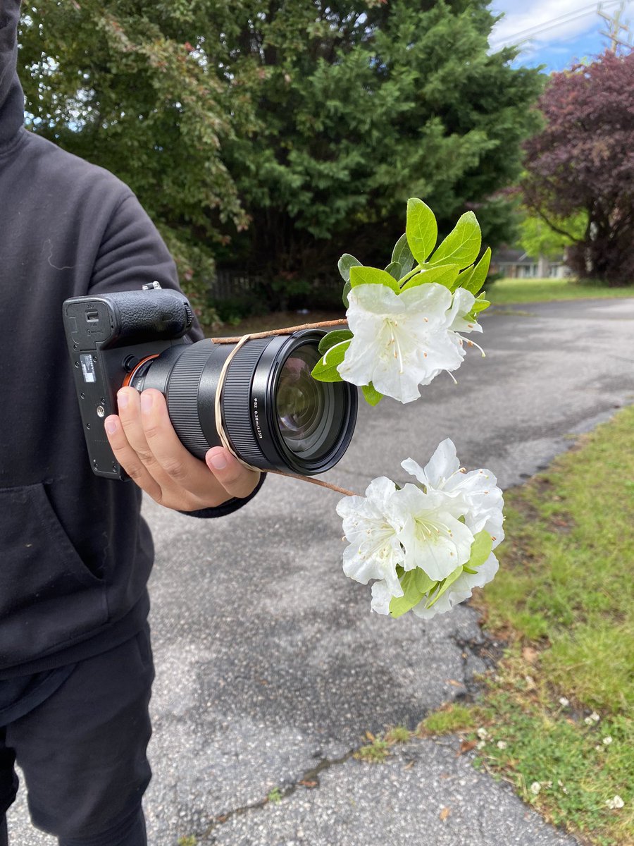 renzo_fght4more's tweet photo. Creative Photoshoot 📸 Literally thought of this idea at the last second! So happy how it turned out! 🙌🏻 Also showing you the raw photo here! Let me know what you guys think 💭 https://t.co/3G3va1FUJv