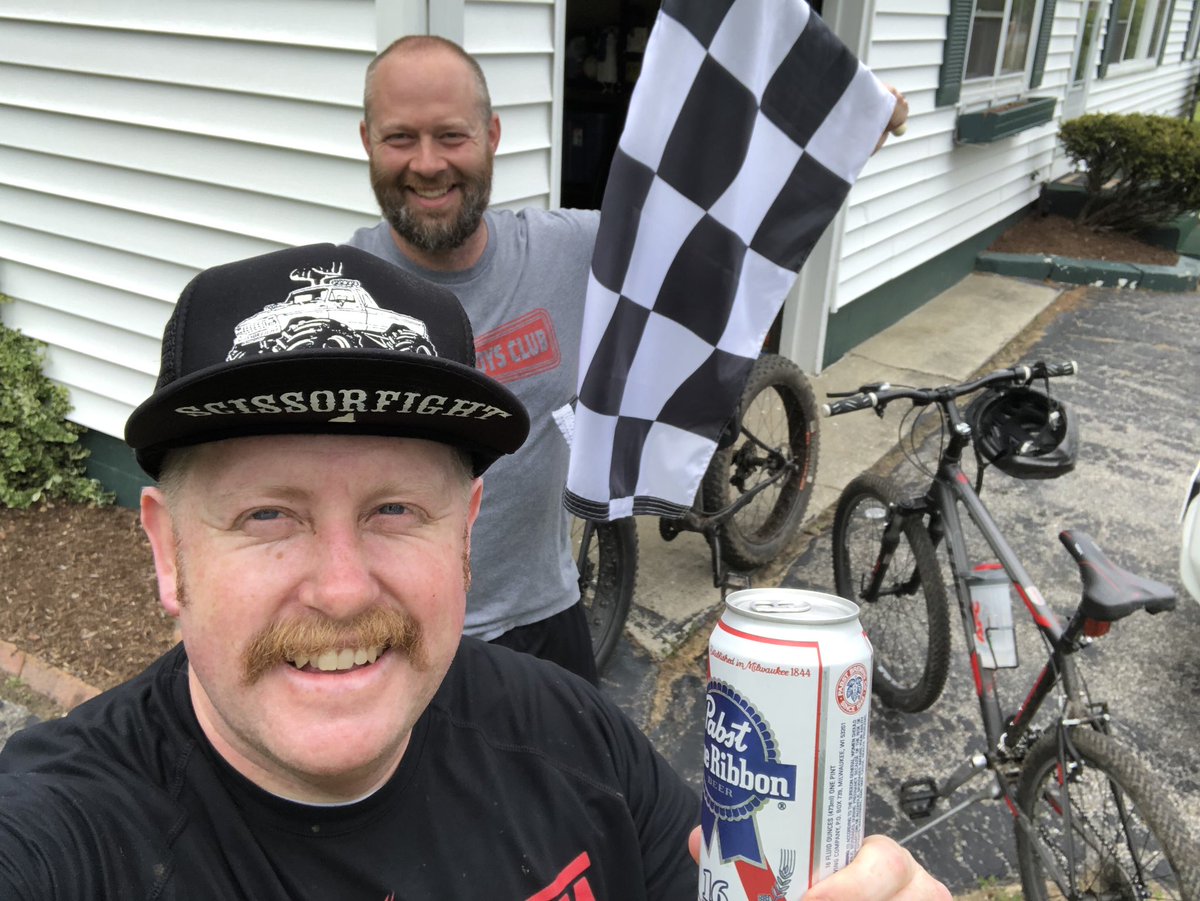 Aruff4Ruffo's tweet photo. Hit some trails today #thicccboysbikeclub @BrendanSchaub #nhchapter https://t.co/Vm3OQzyZCa