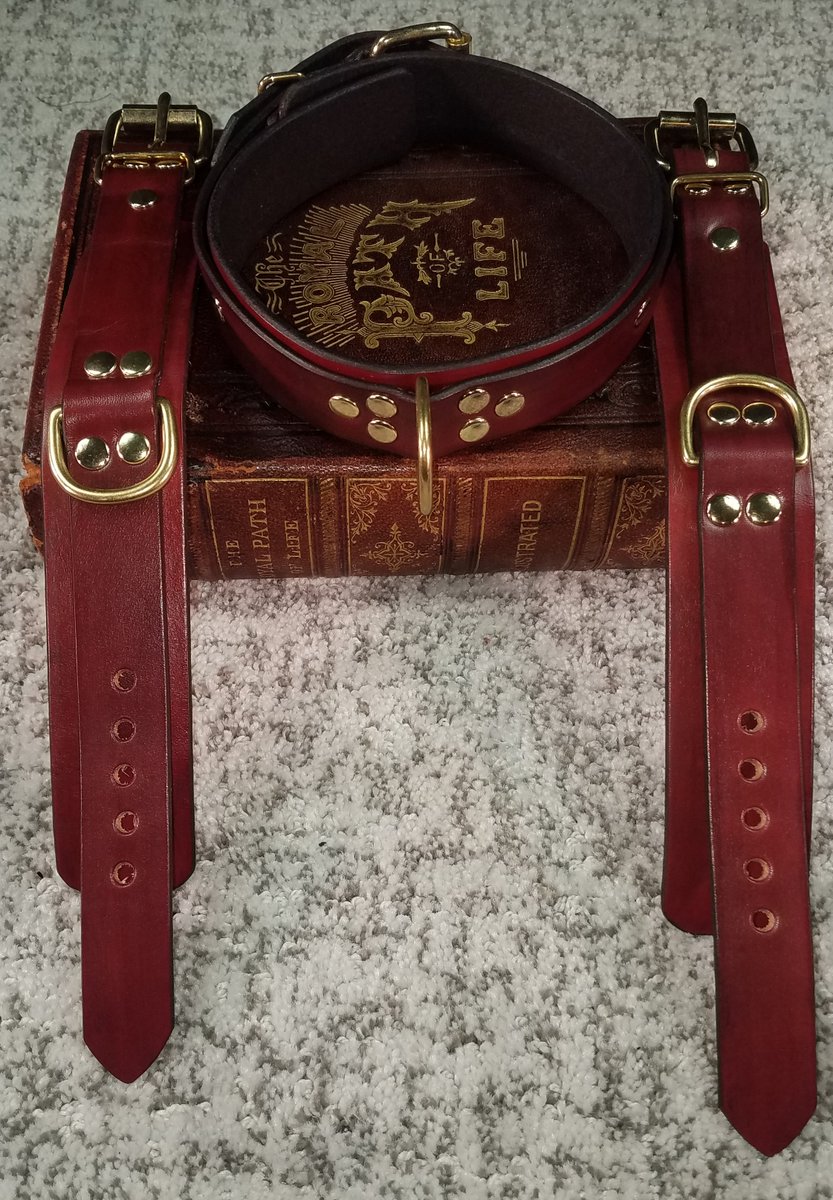 DominionLeather's tweet photo. Just finished a gorgeous narrower set of Antique Mahogany cuffs and coll set for a customer #bdsm #bondage #leather #cuffs #collar #restraints https://t.co/zl13PzgpX8
