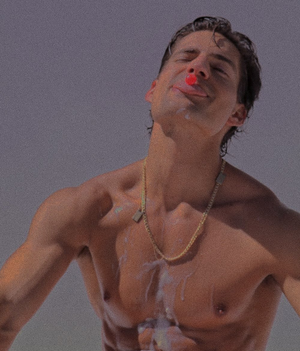 I'm back!

   And who wants some cherries and cream?