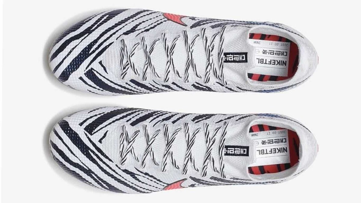 tiger football boots