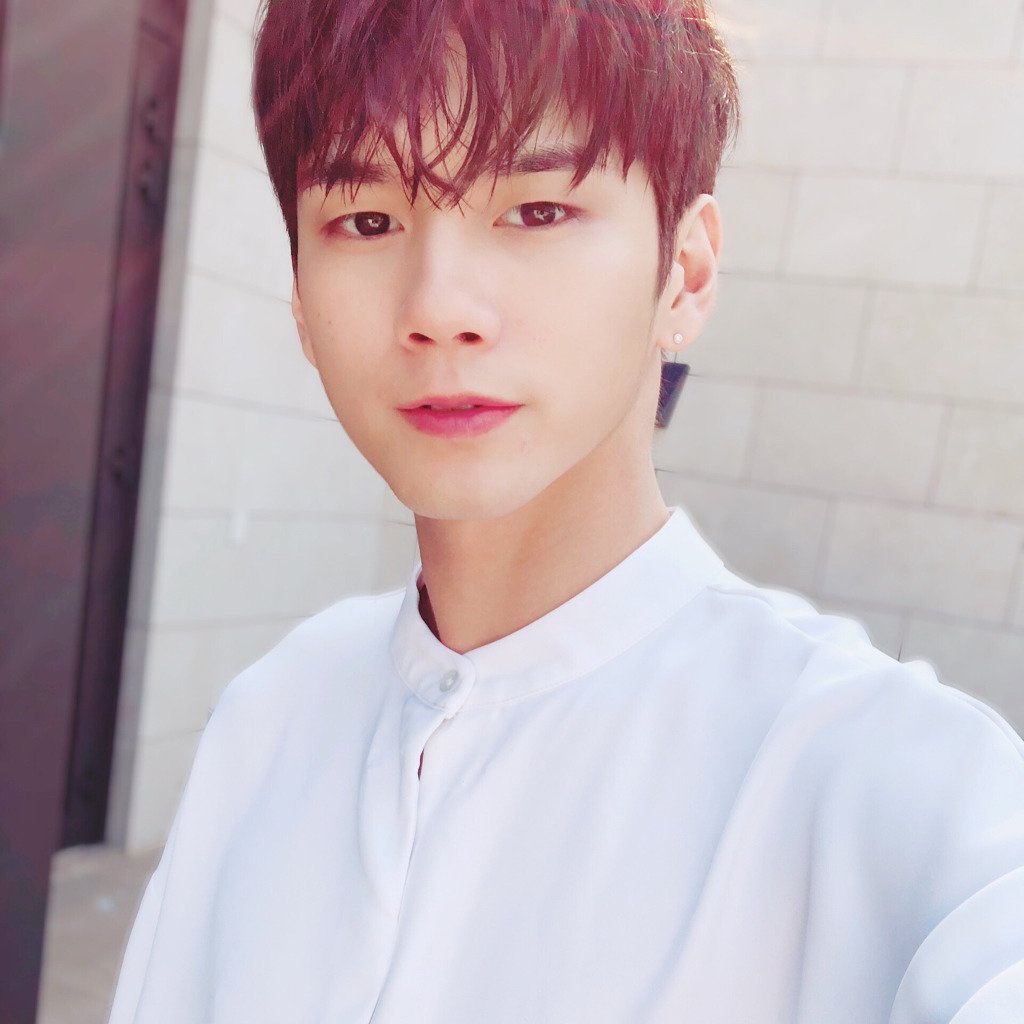 180518 #옹성우 #ONGSEONGWU

워너원 공카 프로필