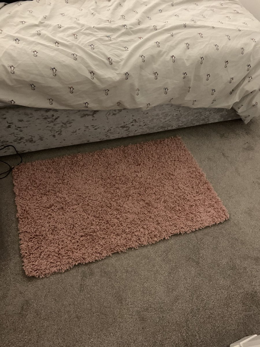 amyreilly55's tweet photo. @ell_spencex Wayfair at it again 😂 https://t.co/iwtdjxTt9i