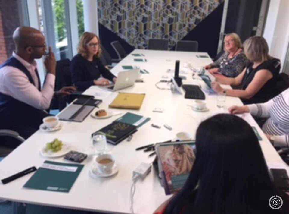Zebra_carol's tweet photo. #Throwback 2919 - Judging in style thanks to @BNYMellon and @Wayne4TechIT - Thanks to #DeniseGraham &amp; the Bank of #NewYork hospitality team &amp; my super judges @CMBoggiano @AaronHornback @joanna_hartley @Nick4Homes @FlameWomens and many more for the Inspire Awards.
👏🏿👏🏽👏🏻 https://t.co/4EmByyjsXT