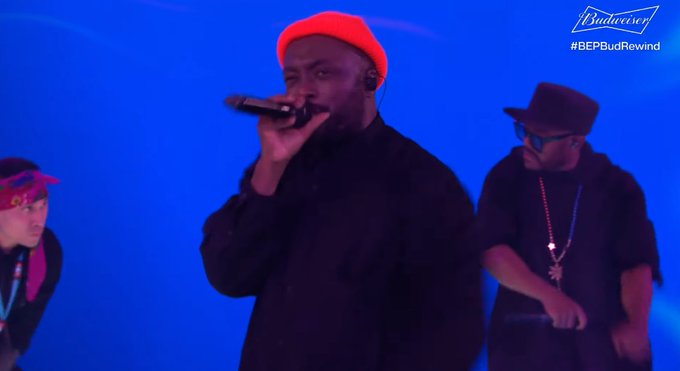 dannysthilld's tweet photo. Black Eyed Peas fez live ontem,eles performaram vários hits históricos do grupo.#BEPBudRewind

#DomingoDetremuraSDV https://t.co/22TiP3xZaA