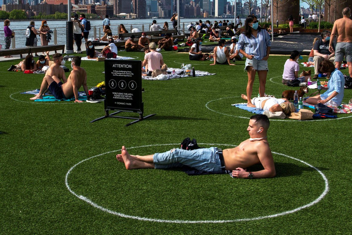 ANCALERTS's tweet image. People try to keep physical distance as they enjoy a warm day at Domino Park in Brooklyn, New York. 

The state has accounted for more than one-third of the nearly 80,000 Americans who have died from #COVID19, according to a Reuters tally. Eduardo Munoz, Reuters