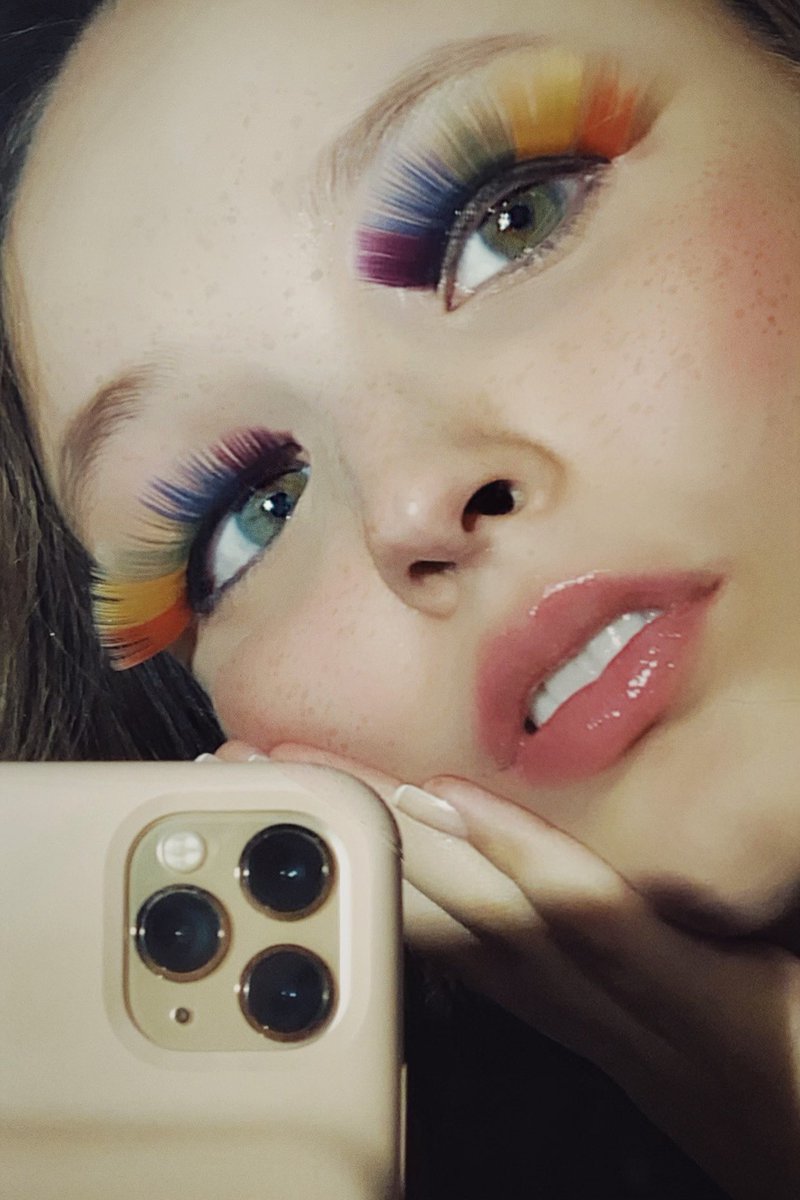 larimanoela's tweet photo. Nunca foi doença, sempre foi amor! Dia Internacional contra Homofobia. À TODAS AS FORMAS DE AMOR ❤️🧡💛💚💙💜 https://t.co/mBKkmTQzTc