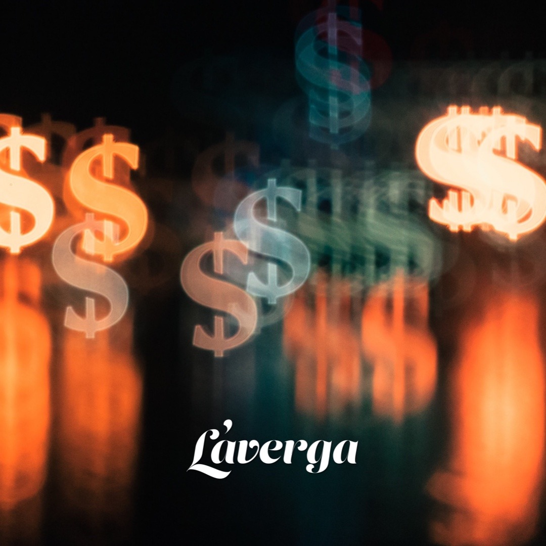 Dentro de las redes sociales no todo son ventas, también existen elementos importantes como la presencia o la reputación. ¿Platicamos? #InboundMarketing #ContentMarketing #Design #Web #RRSS #CommunityManager