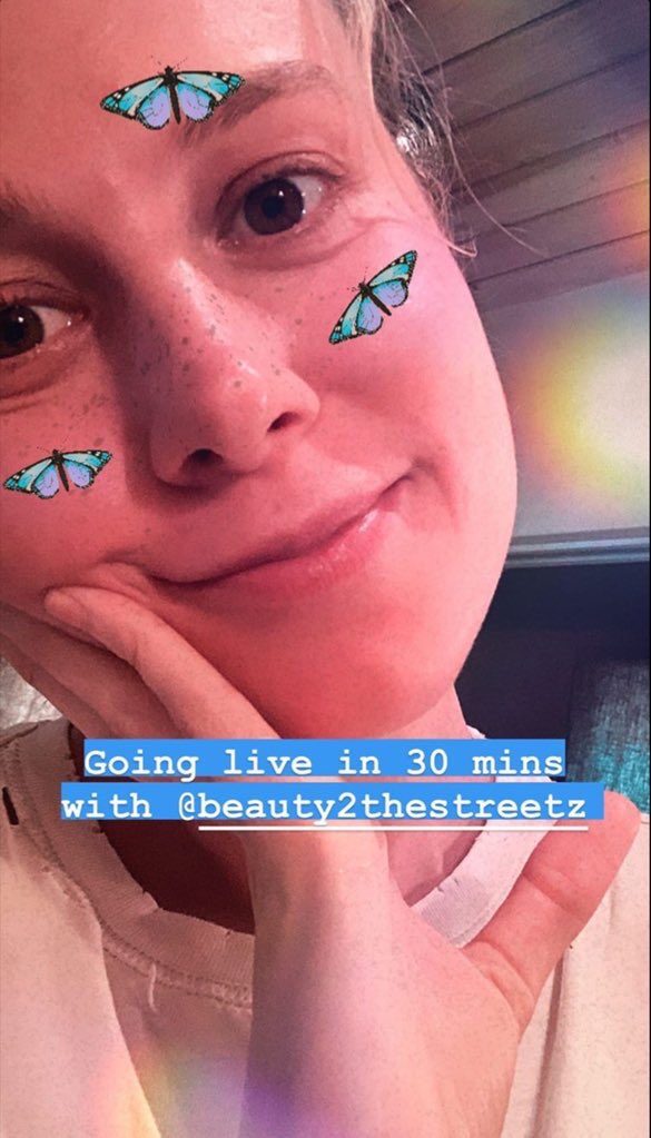 🥰
