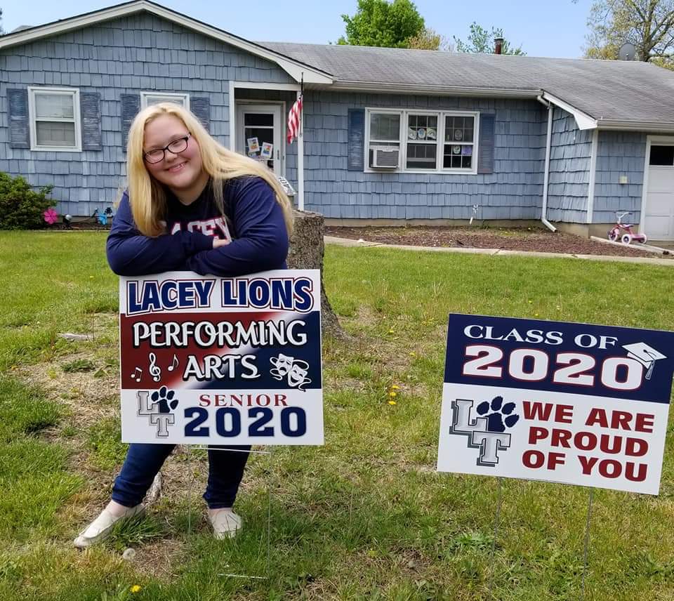 winchester9909's tweet photo. Miranda Rose Kaler, Lacey Township High School. I'm part of the class of 2020! @Freeformtv #FreeformClassof2020 Thank you for honoring everyone in the class of 2020! 🥳🥳🎉🎉🎉 https://t.co/wSgmjUdlTp