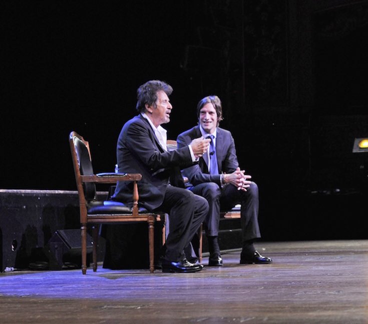 15. Iván de Pineda entrevistando a Al Pacino en su show en el Colón