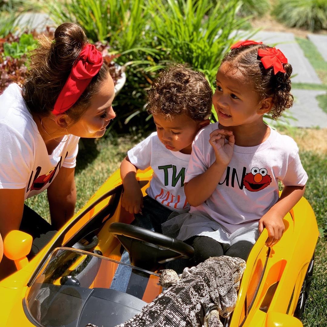 NobilityAtHeart's tweet image. My beautiful family 🌹