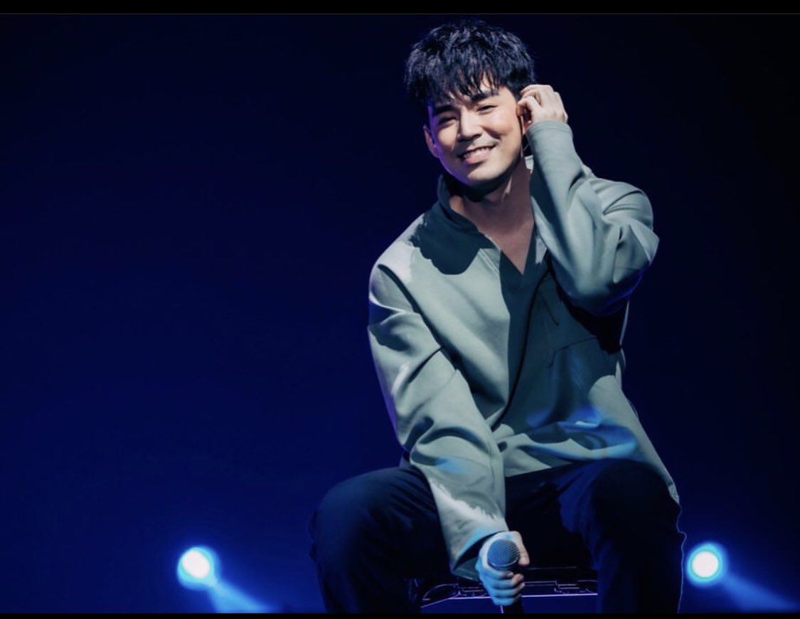 Beamkawee's tweet photo. 40แล้วโว้ยยยยยย เหมือนเพิ่ง30เมื่อปีกลาย 20เมื่อปีก่อนนู้น เวลาผ่านไปเร็วกว่าความคิดเราเสมอเลยนะ 😅 #hbdbeamkawee2020 https://t.co/6sftBXzeTU
