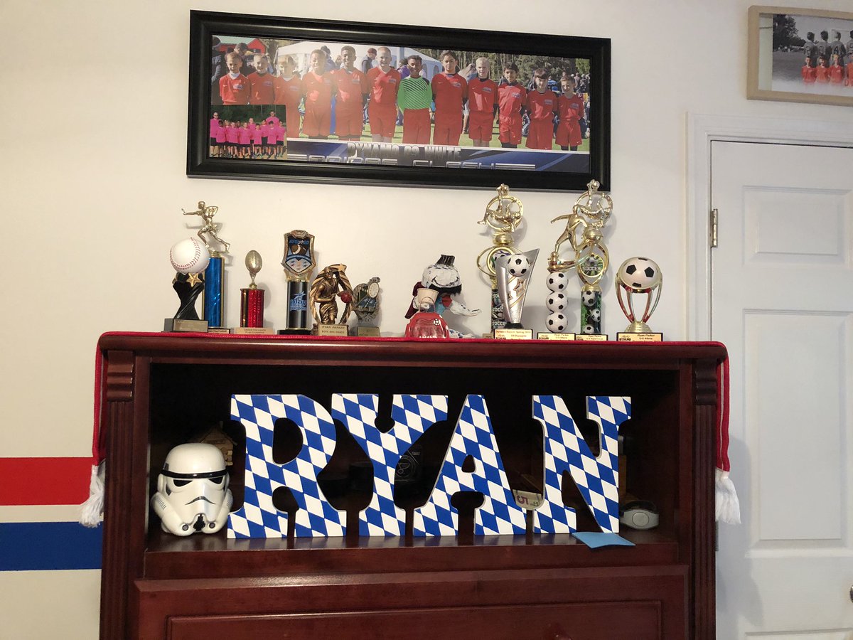 When on confinement, you get house projects done just before the return of the <a href="/Bundesliga_EN/">Bundesliga English</a> <a href="/FCBayern/">FC Bayern München</a> <a href="/FCBayernEN/">FC Bayern</a> #BayernMunich #Bundesliga