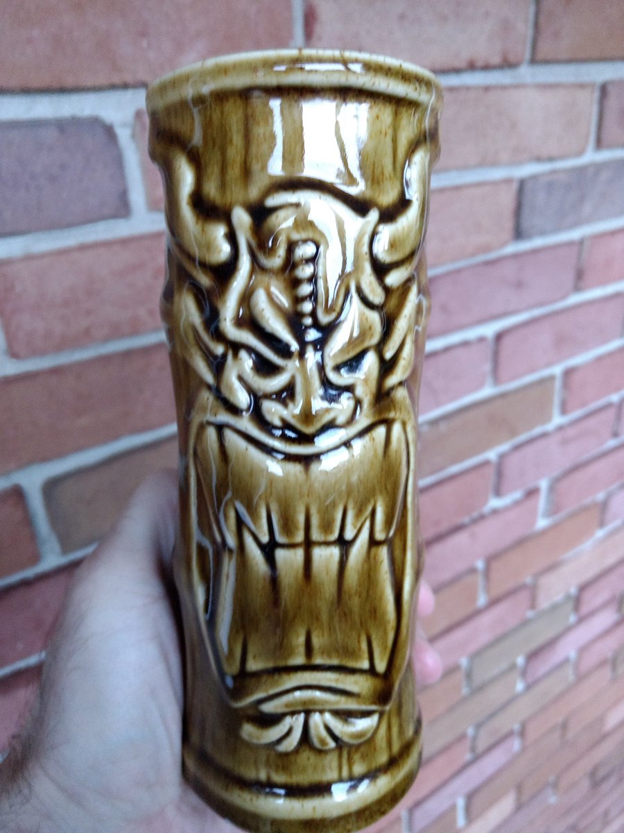 share_pint's tweet photo. Last day of #AmericanCraftBeerWeek &amp; I'm drinking a "mystery beer" [let the guessing commence! 😉] from this AWESOME @StoneBrewing #TikiMug, which just arrived! 😁👌🏼 #TikiEscape

#craftbeer #brewing #craft #beer #beerlovers #craftbeerlife #brewery #craftbeerlover #EffYeah https://t.co/gB9xup9gSX