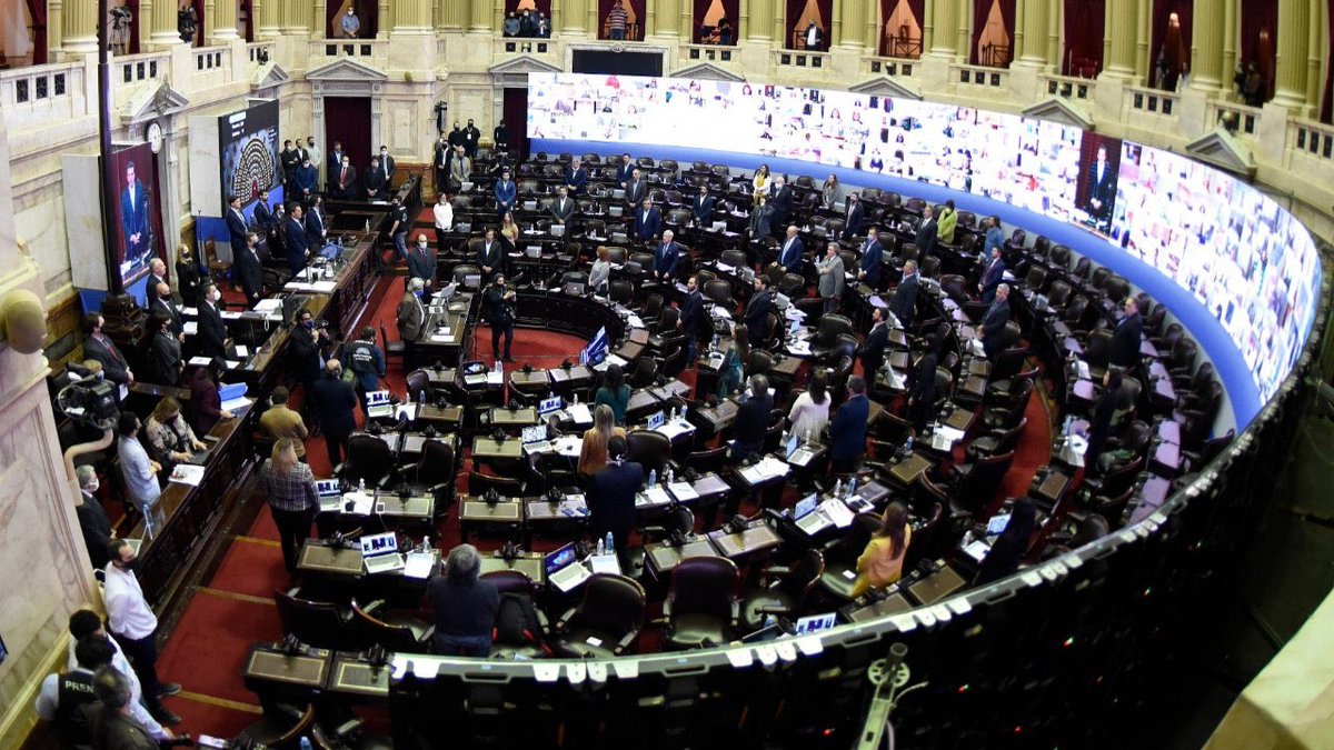 La Cámara de Diputados de la Nación utilizó reconocimiento facial para autenticar la identidad de los Diputados  en la primera sesión virtual.
Lo hizo a través del RENAPER validando de forma remota en base a parámetros biométricos del rostro desde dispositivos personales.