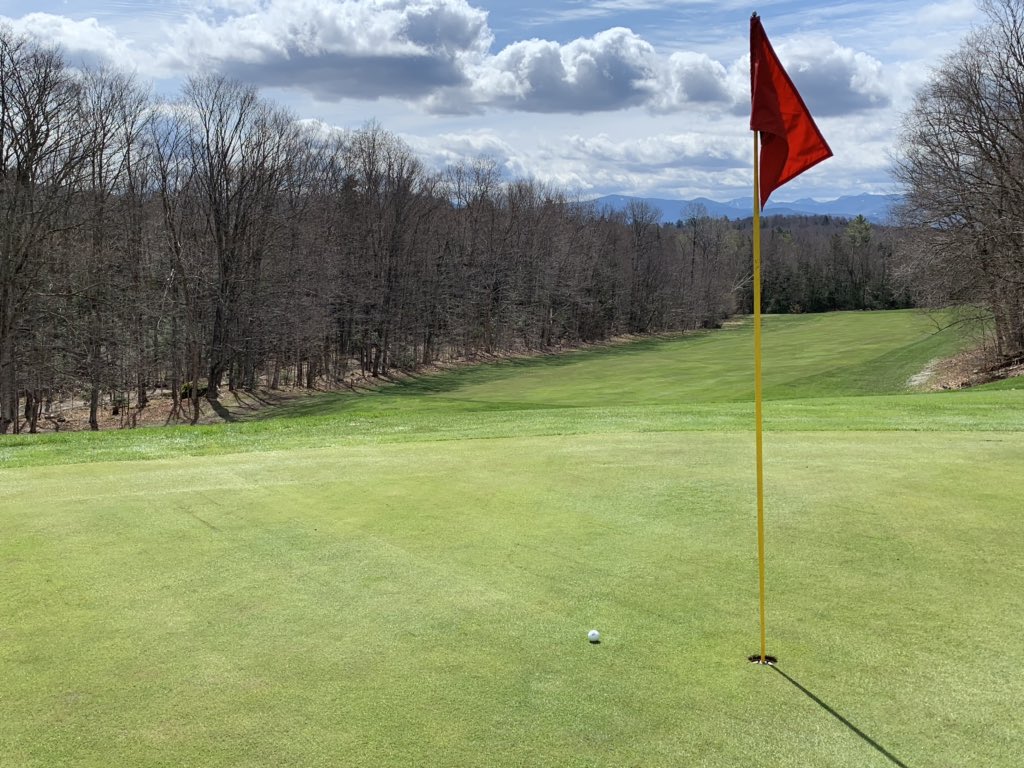 mirrorlakeinn's tweet photo. Great #golf and food to match at our sister property @WhitefaceClub in @LakePlacidAdk. AND starting tomorrow a brand new fleet of motorized carts will be available, 1 player per cart. @AdksUSA @VisitAdks @PureADK @GolfAdvisor #NYGolfTrail https://t.co/Qgsrzd5JbN