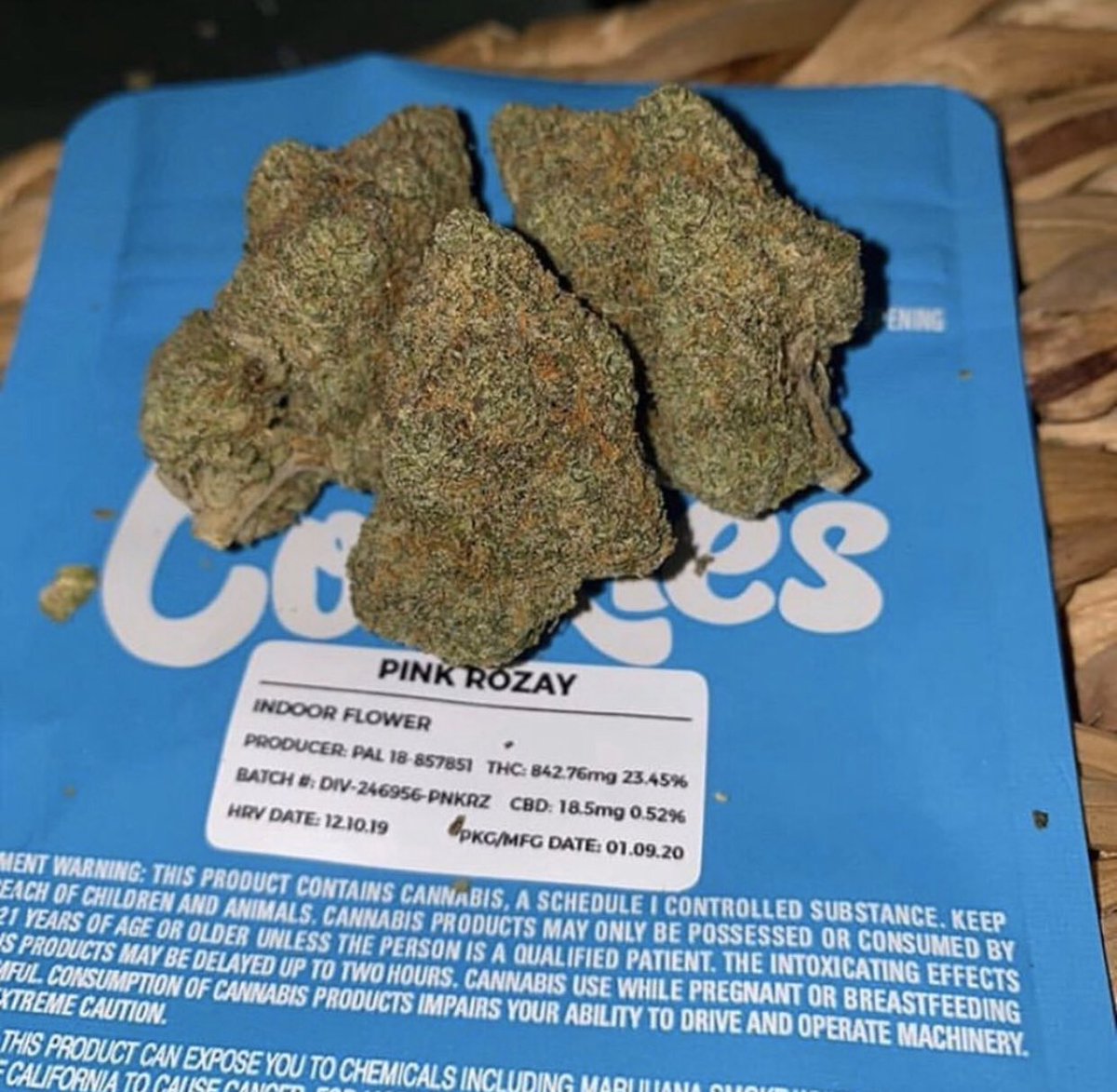 WireWhite's tweet image. 