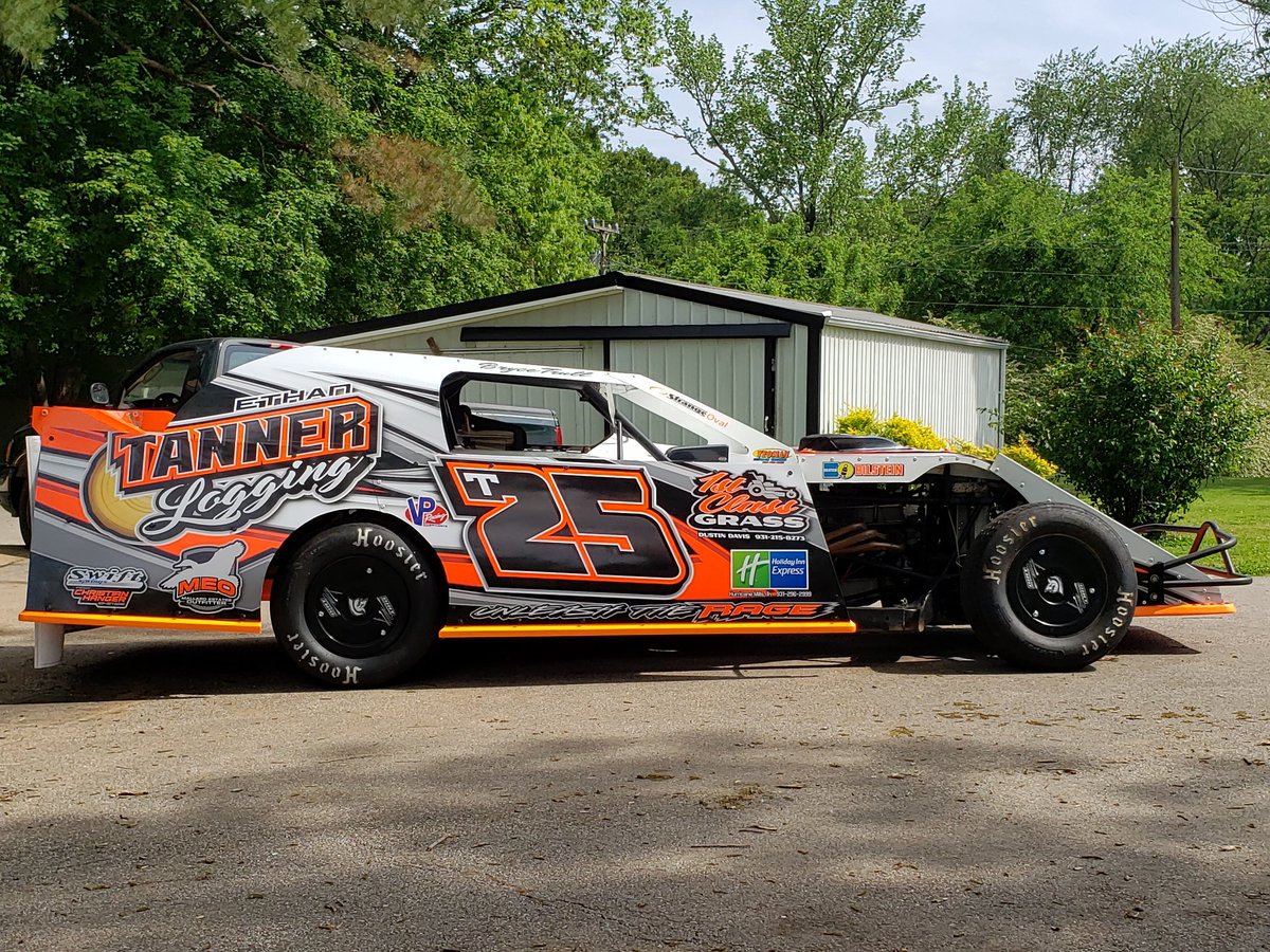 DopeyB25's tweet photo. New 2020 wrap #unleashtherage #yeomanracingengines #ragechassis #teamkbc https://t.co/gRHwdJiUiw