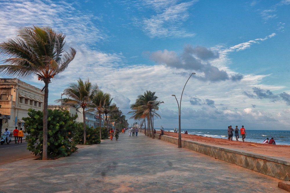 subhadeep_doc's tweet photo. My travel guide to #Pondicherry  👇👇

https://t.co/pt0rcZp1ka https://t.co/I6zJgkBPpw
