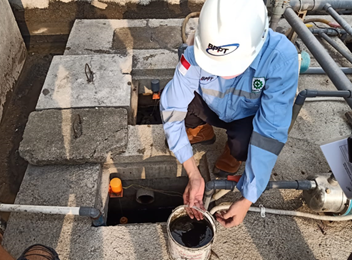 ptl_bppt's tweet image. Rabu (13/05) Tim PTL BPPT melakukan pemantauan kualitas lingkungan di PLTSa Bantargebang, Bekasi. Kegiatan pemantauan ini terdiri dari pengukuran kualitas udara ambien di beberapa titik lokasi PLTSa dan pengukuran kualitas air.

#PTL_BPPT #BPPTRI #BPPTsolidsmartspeed