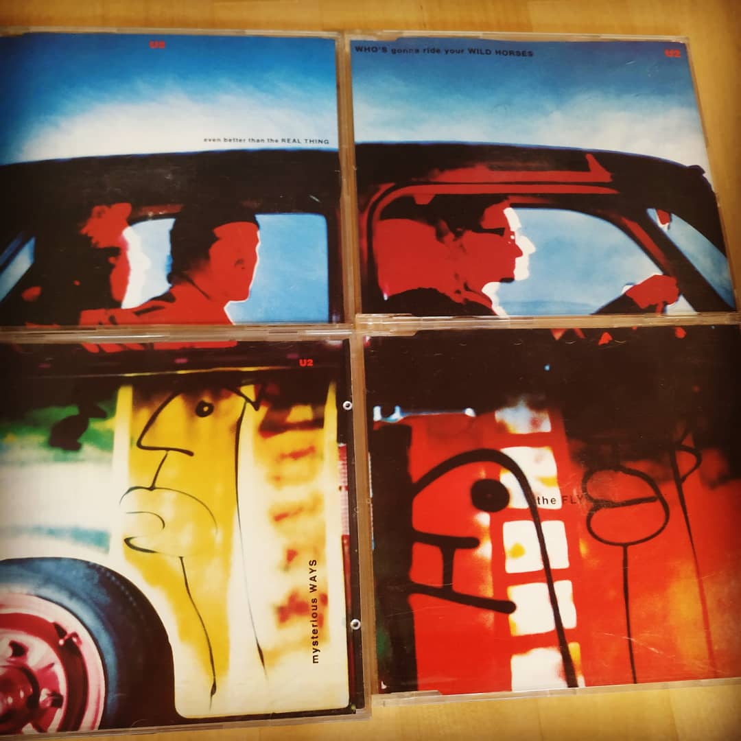 u2therefugee's tweet photo. Achtung Singles #U2Fans #U2Family #Bono #BonoU2 #BonoFans #TheEdge #LarryMullenJr #AdamClayton #PaulDavidHewson #u2com #u2 #u2therefugee #u2official #u2onebyone #u2singles #u2history #u2start
#u2songs
#zoostationradio https://t.co/44n6vZVvVr